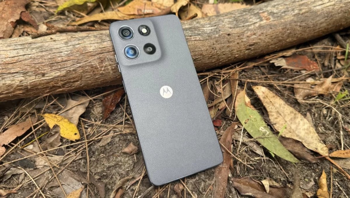 Motorola Moto G15: स्टाइलिश डिज़ाइन, पावरफुल कैमरा और बेहतरीन बैटरी