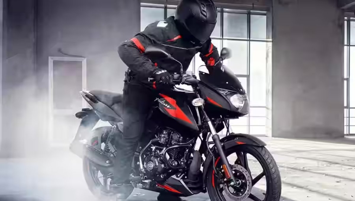 Bajaj Pulsar 125: दमदार परफॉर्मेंस, शानदार फीचर्स और किफायती कीमत में