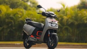सिर्फ 85,000 में VIDA VX2 स्टाइलिश लुक, LED लाइट और 33.2L स्टोरेज