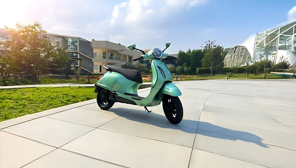 Bajaj Chetak 2025
