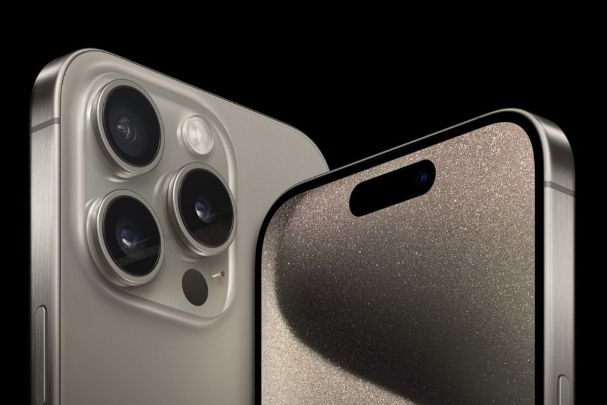 iPhone 15 Pro Max: 1,54,900 में लक्ज़री, पावर और परफॉर्मेंस का बेमिसाल संगम