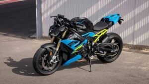 BMW S 1000 R 2025: रोमांचक स्पोर्ट्स बाइक, 16.12 kmpl माइलेज और नई कीमत के साथ