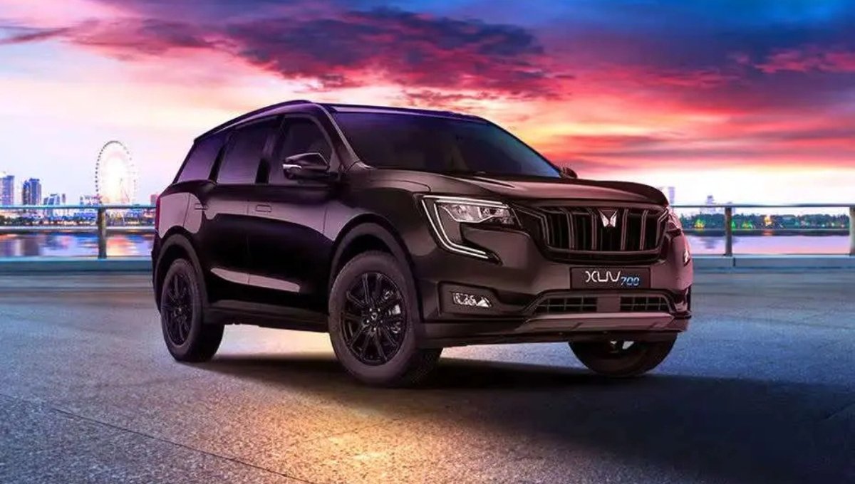 Mahindra XUV700 पर बंपर ऑफर, लाखों की बचत का मौका