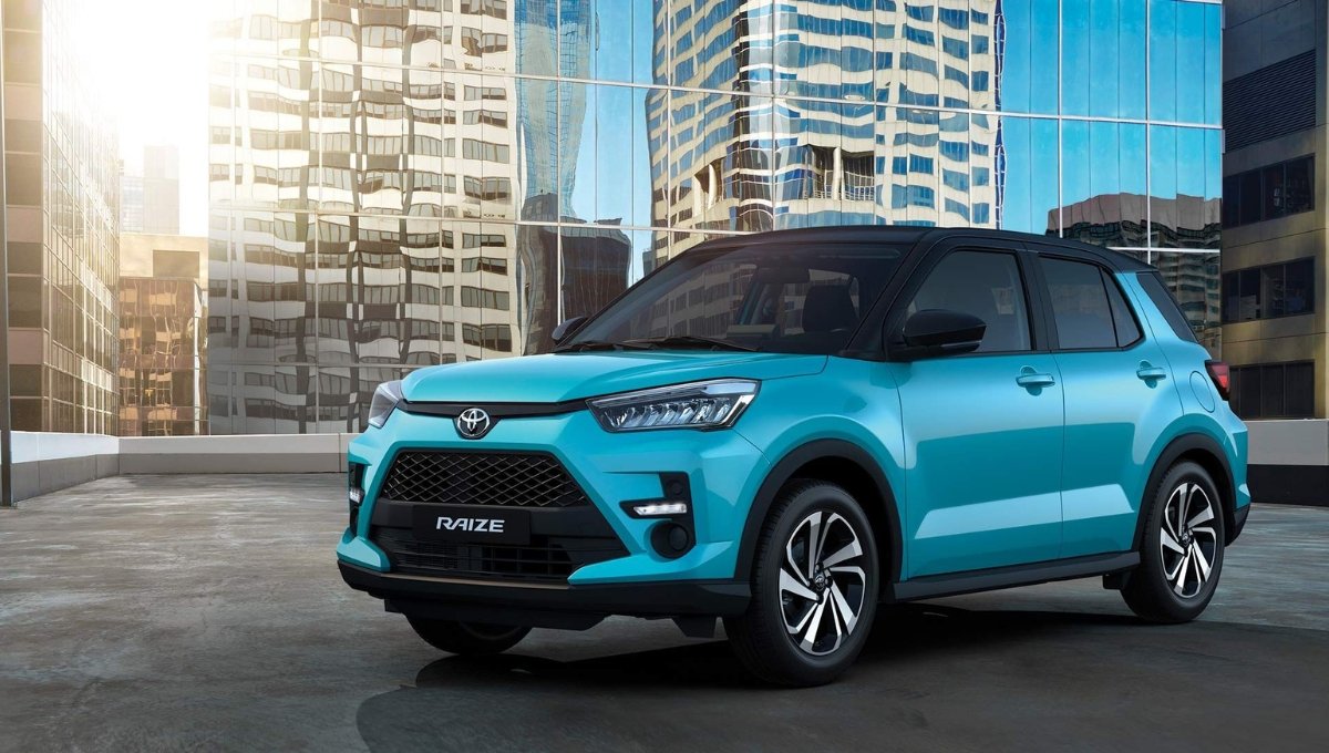Toyota Raize 2025: 1.0L टर्बो-पेट्रोल, 18-20 km/l माइलेज और ₹12.5 लाख कीमत वाली परफेक्ट कॉम्पैक्ट SUV