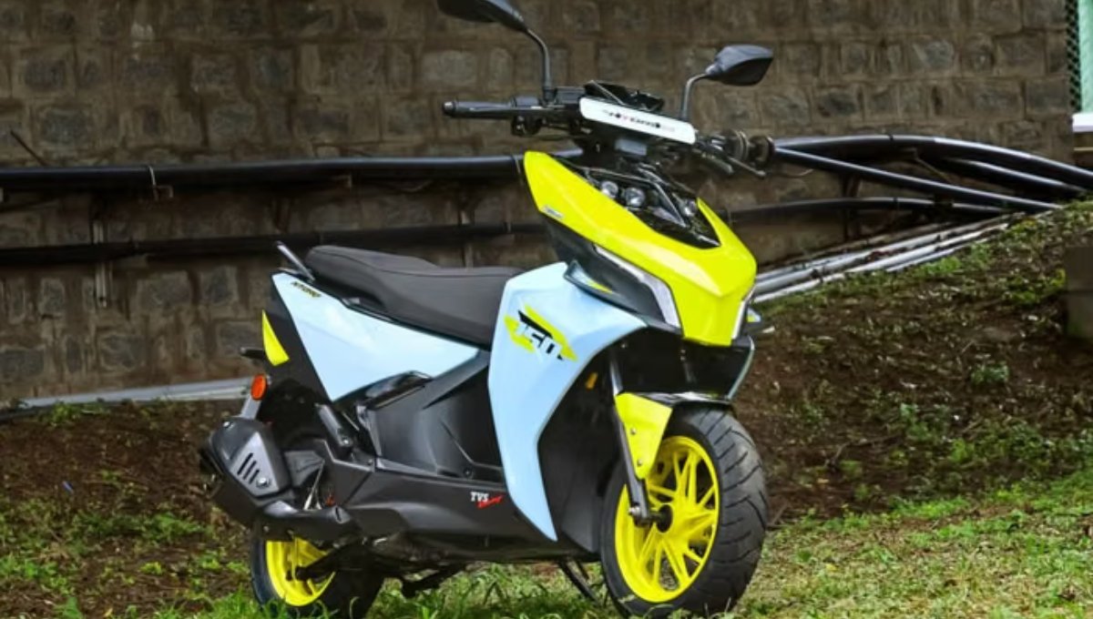 TVS Ntorq 150: 1.20 लाख में पाएं स्पोर्टी लुक्स और 104 kmph टॉप स्पीड वाला स्कूटर