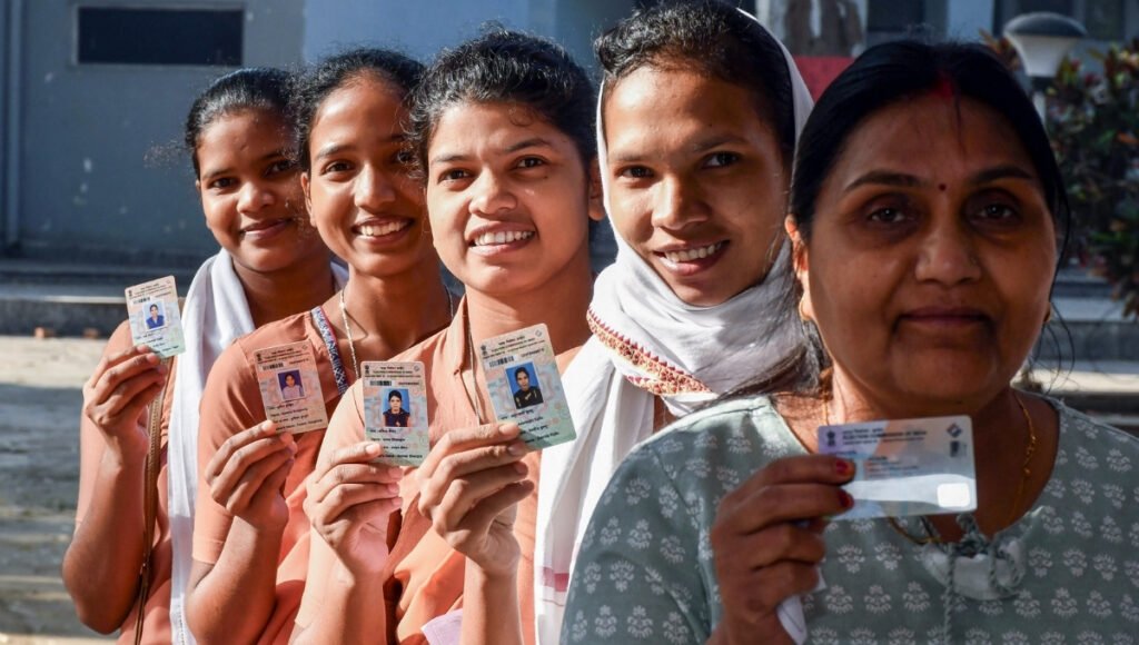 Bihar Election Guidelines: महिलाओं और वोटरों की सुरक्षा सुनिश्चित करती नियमावली