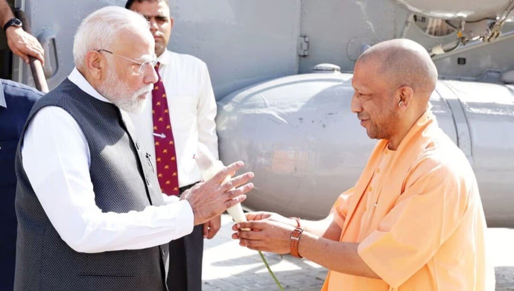 UP Trade Show 2025: पीएम मोदी और मुख्यमंत्री योगी आदित्यनाथ उद्घाटन करते हुए