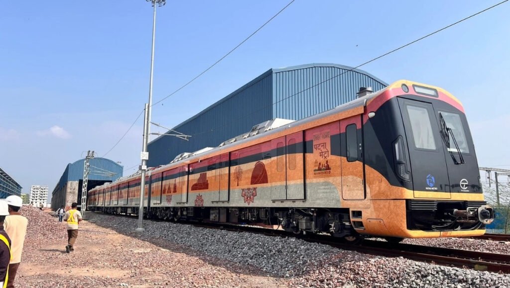 Patna Metro Update: पटनामेट्रो का अंतिम ट्रायल रन पूरा, सभी स्टेशनों की तैयारियां पूरी, आधुनिक और सुरक्षित मेट्रो यात्रा जल्द शुरू होने वाली है, पटनावासियों के लिए सुविधाजनक और तेज़ ट्रांजिट विकल्प