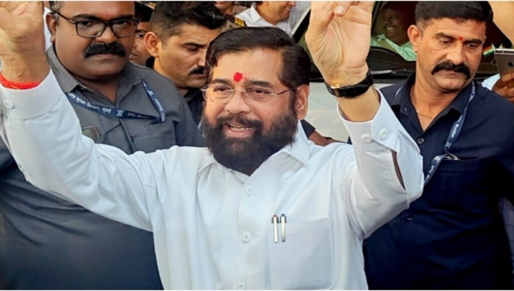 Illegal Buildings Maharashtra पर Eknath Shinde द्वारा बिल्डरों पर सख्त कार्रवाई, अवैध निर्माण पर निगरानी