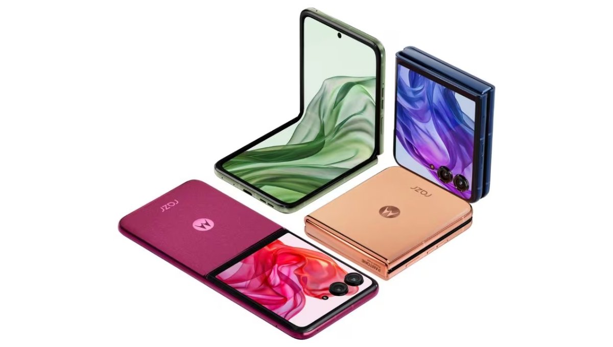 Razr 50 massive discount