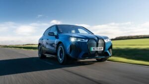 BMW iX 2025 ₹1.45 करोड़  इलेक्ट्रिक लक्ज़री SUV जिसने बदल दी भविष्य की ड्राइविंग की परिभाषा