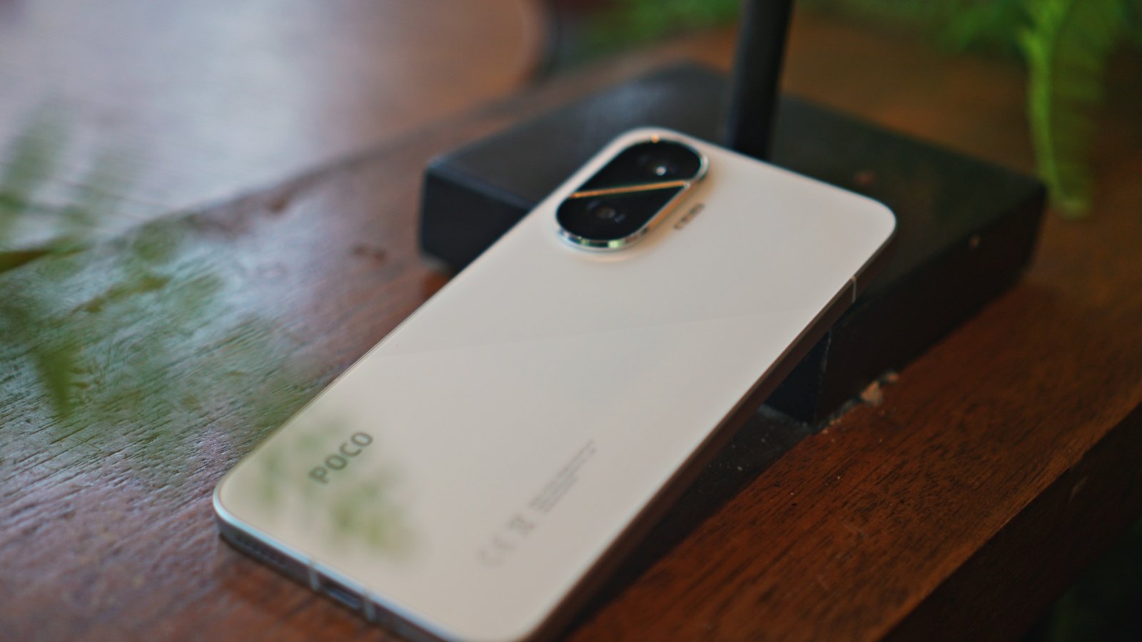 POCO F7 5G ₹30,999 में दमदार स्मार्टफोन जो हर मामले में बना गेम-चेंजर