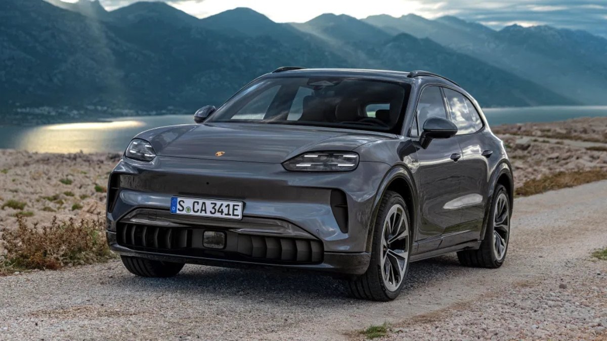 Porsche Cayenne EV