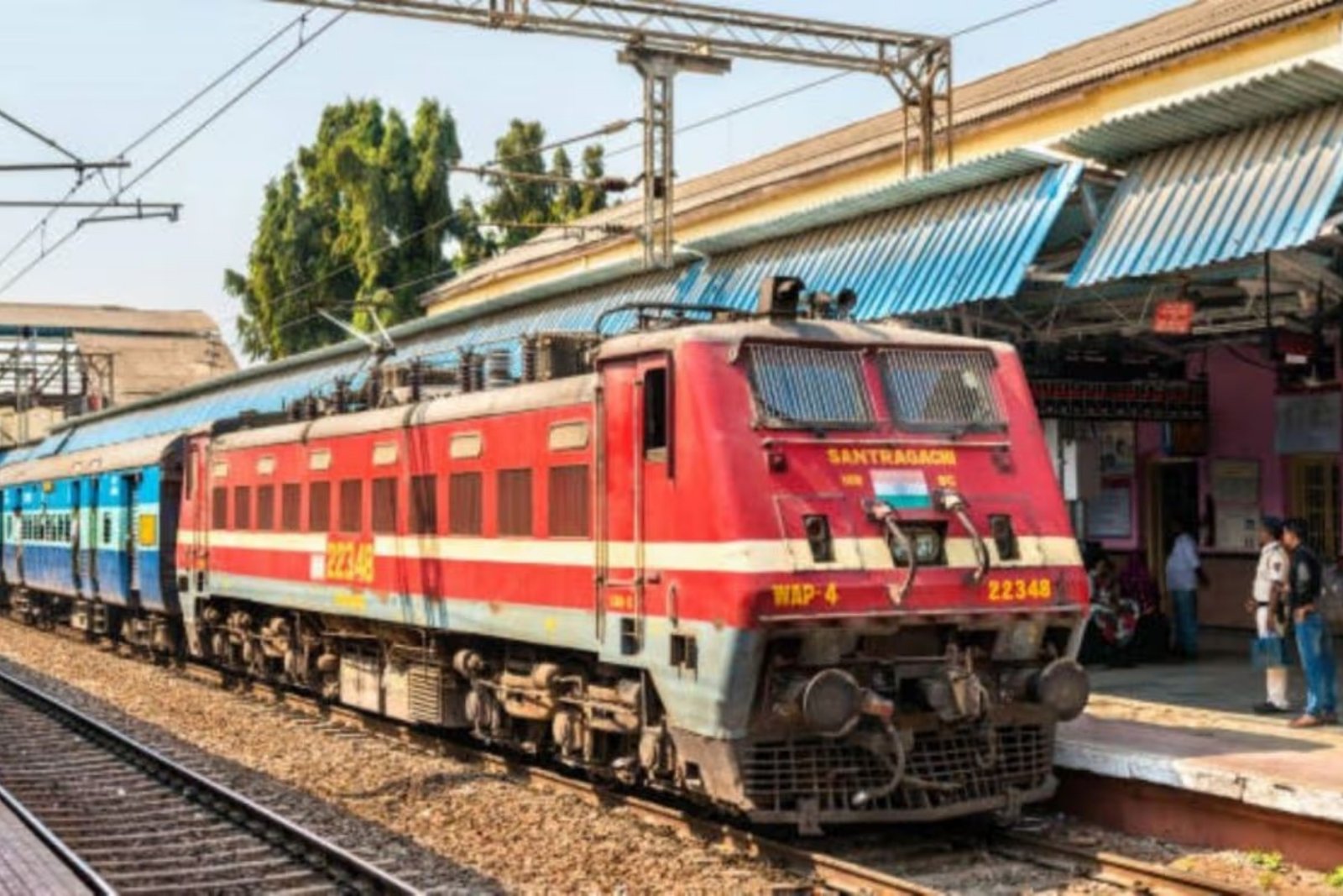 Bihar Train News: परीक्षा सीजन में रेलवे का बड़ा फैसला स्टूडेंट्स को बड़ी राहत