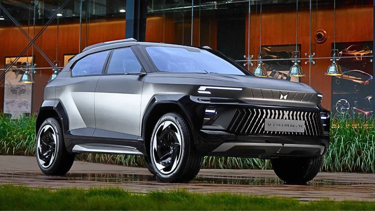 Mahindra Vision S Dark Edition