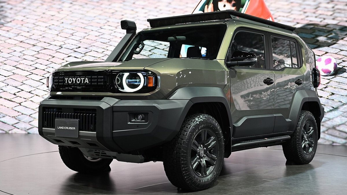 Toyota Land Cruiser FJ