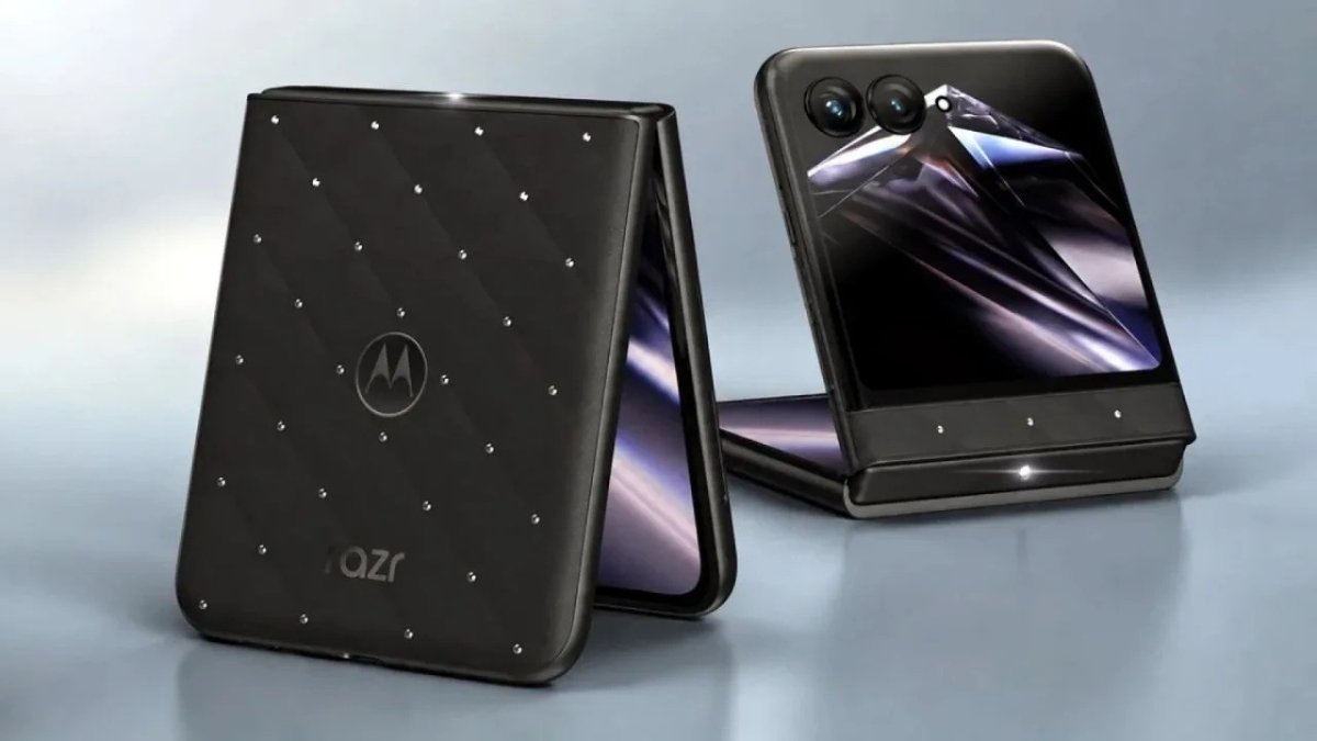Motorola Razr 70 Swarovski Edition