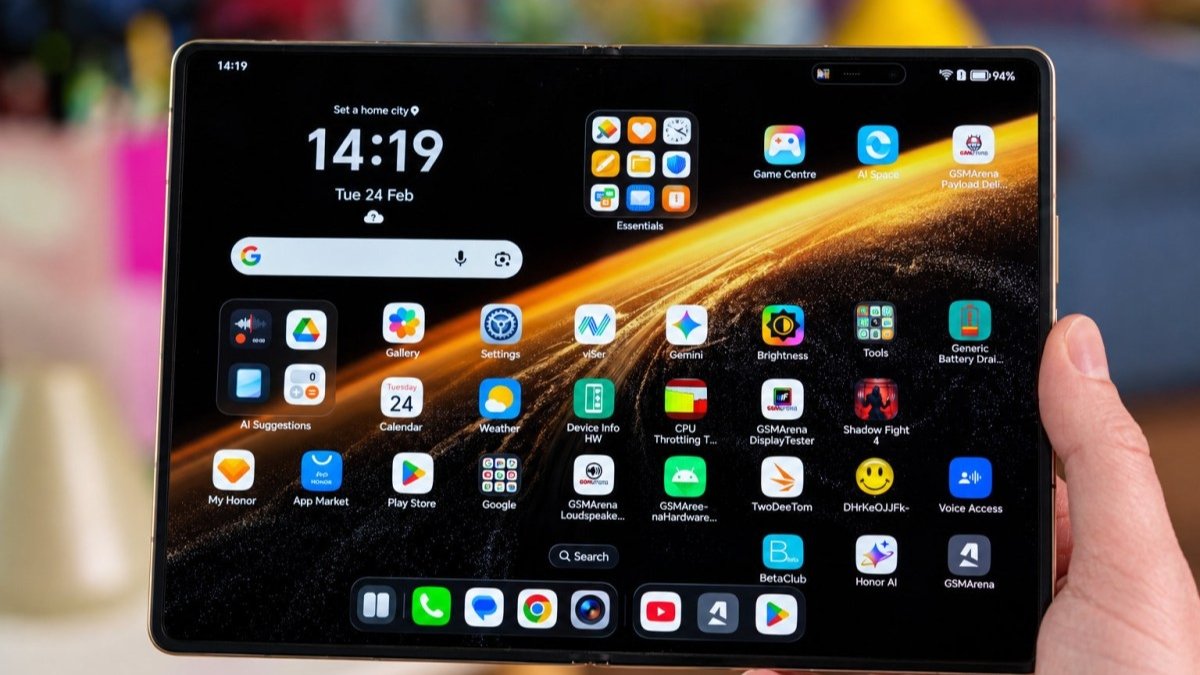 Honor Wide Foldable