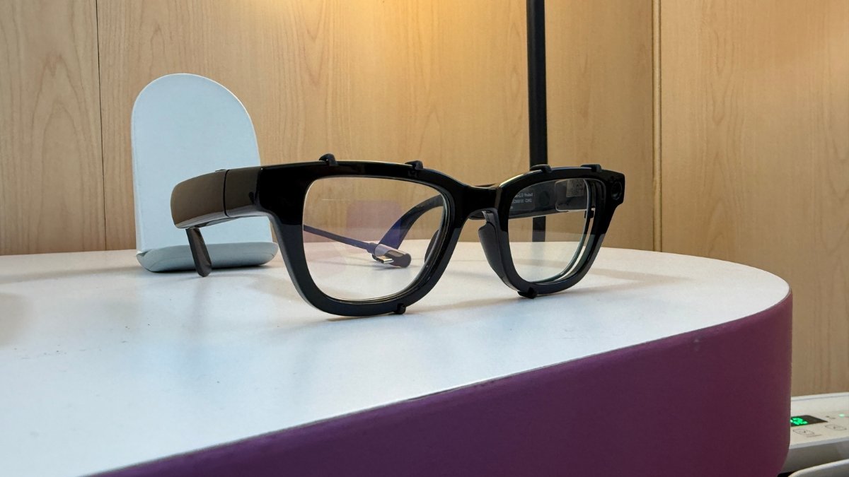 Samsung Android XR Smart Glasses